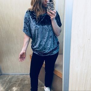 💙Crushed Velvet Top💙